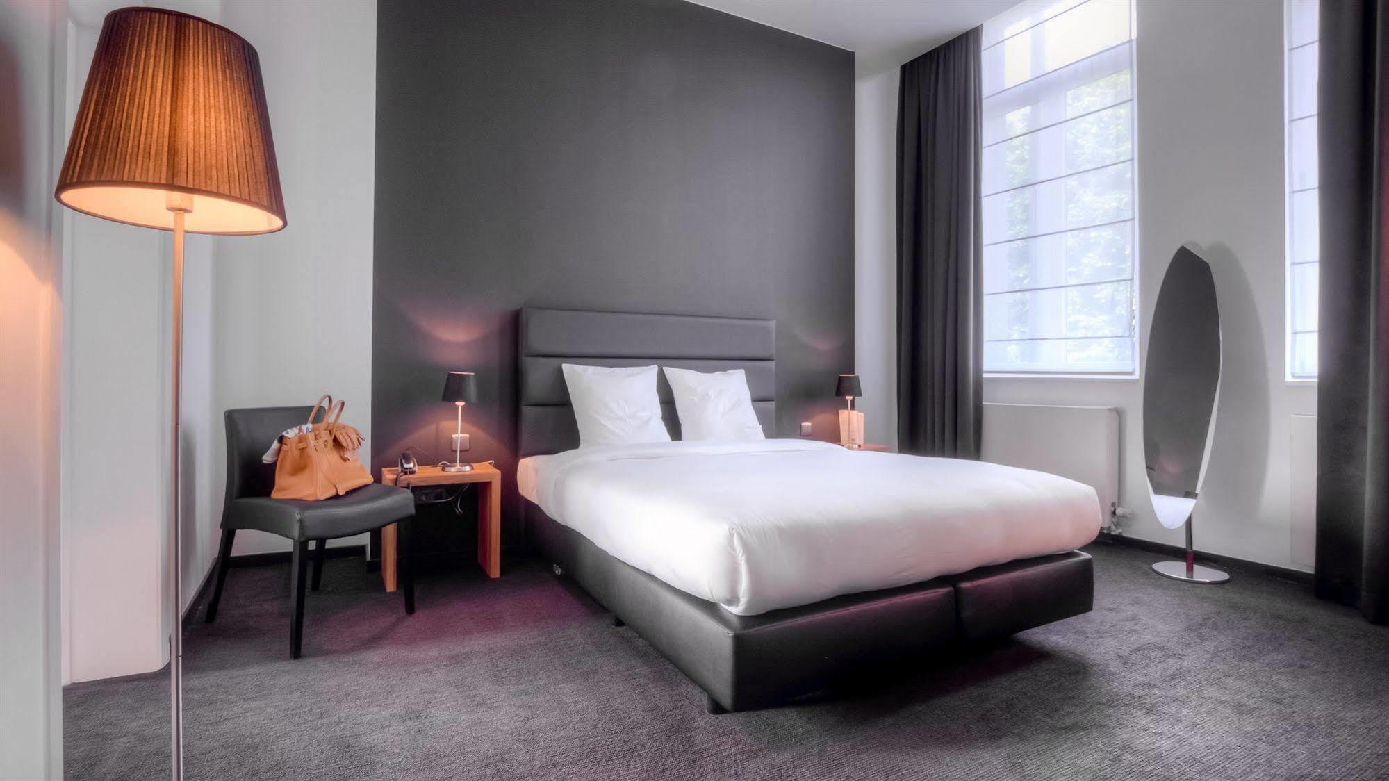 Hotel St James Монс Екстер'єр фото